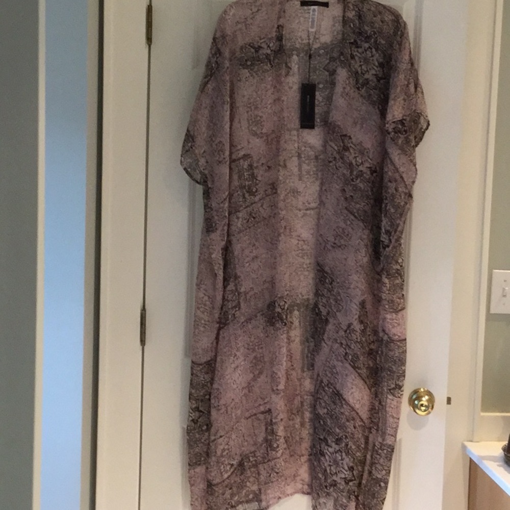 BCBGMAXAZRIA flowing tunic top.